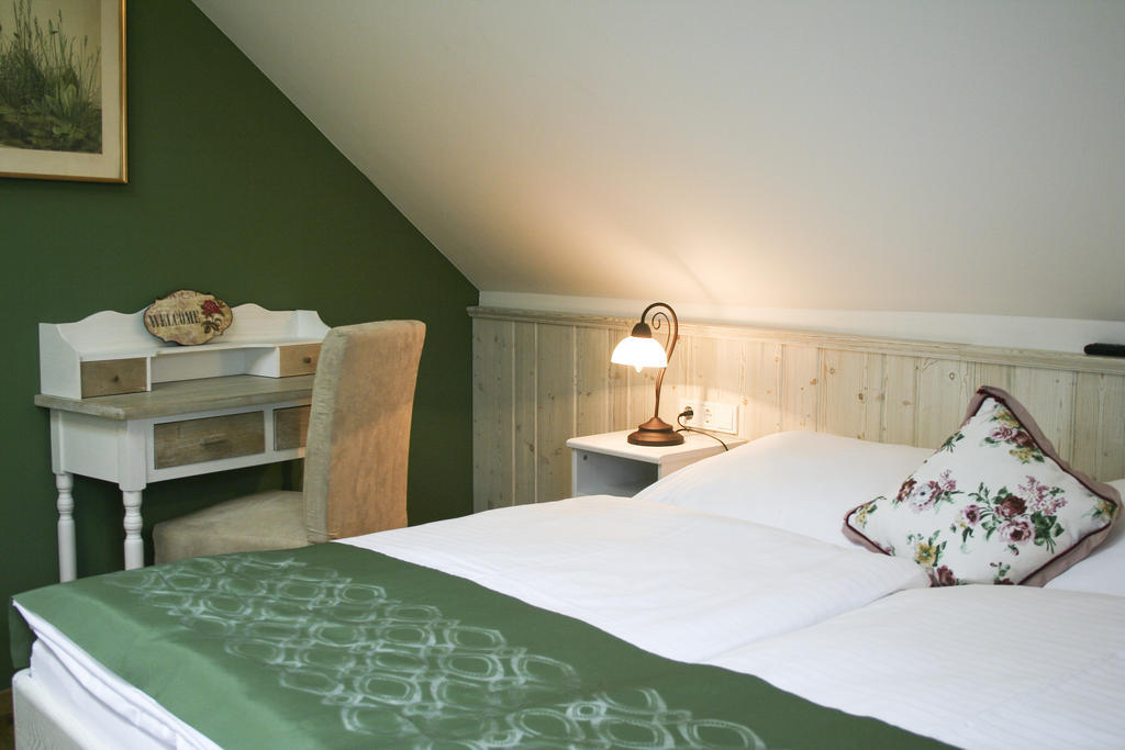 Landgasthof Friedl Hotel Sankt Lorenzen bei Knittelfeld Kültér fotó