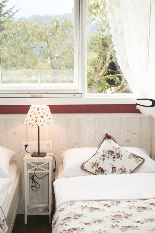 Landgasthof Friedl Hotel Sankt Lorenzen bei Knittelfeld Szoba fotó